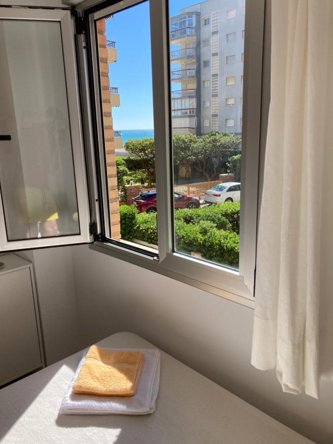 Large Apartment With Sea Views Суэка Экстерьер фото