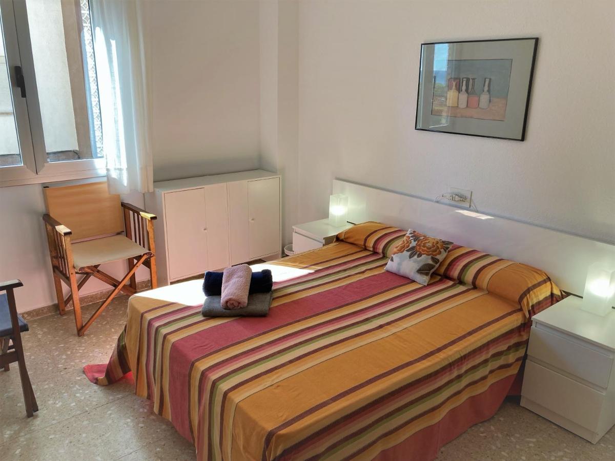 Large Apartment With Sea Views Суэка Экстерьер фото