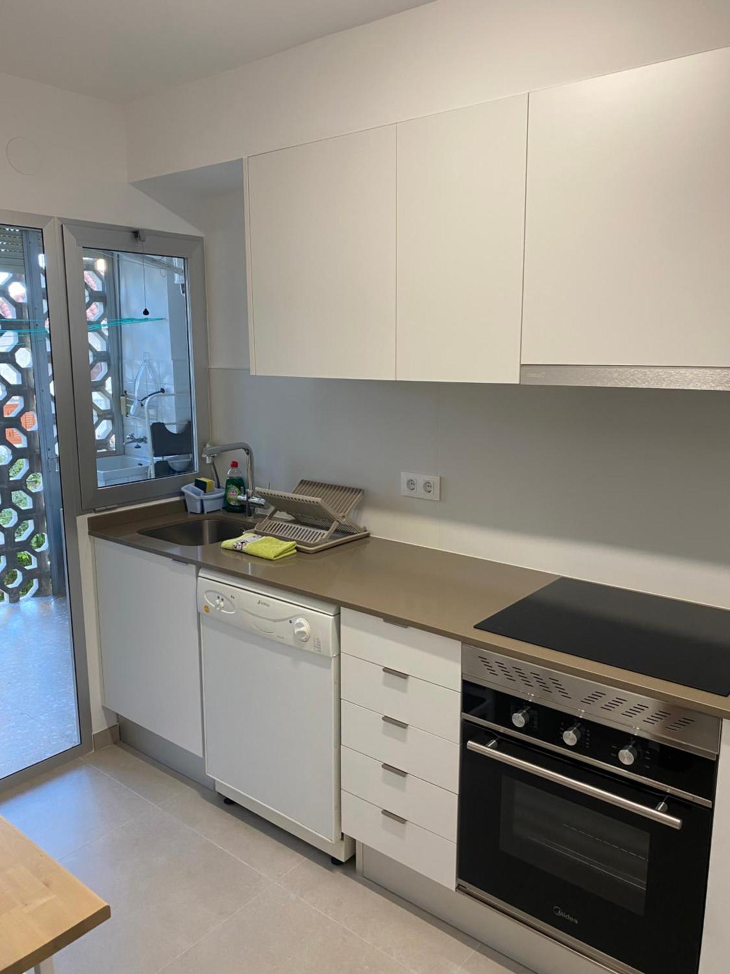 Large Apartment With Sea Views Суэка Экстерьер фото
